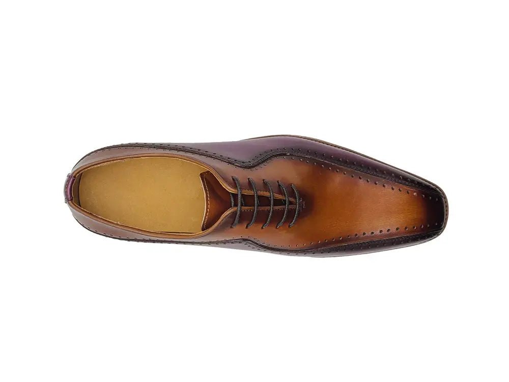Stylish Two-Tone Brogue Oxford - Upscale Men's Fashion