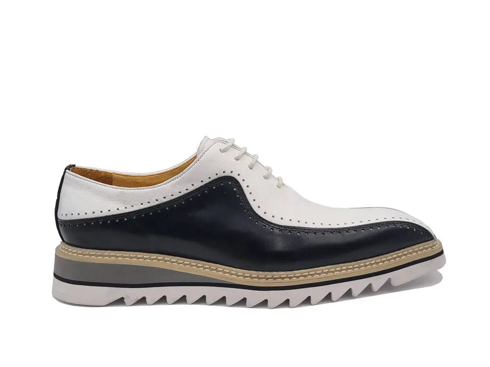 Stylish Two-Tone Brogue Oxford - Upscale Men's Fashion
