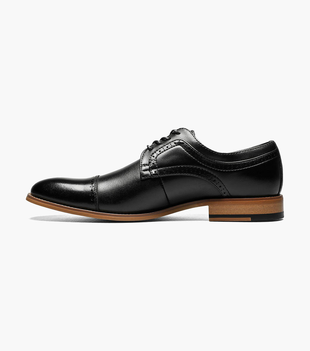 Stacy Adams Dickinson cap toe Oxford dress shoes in black, view 5