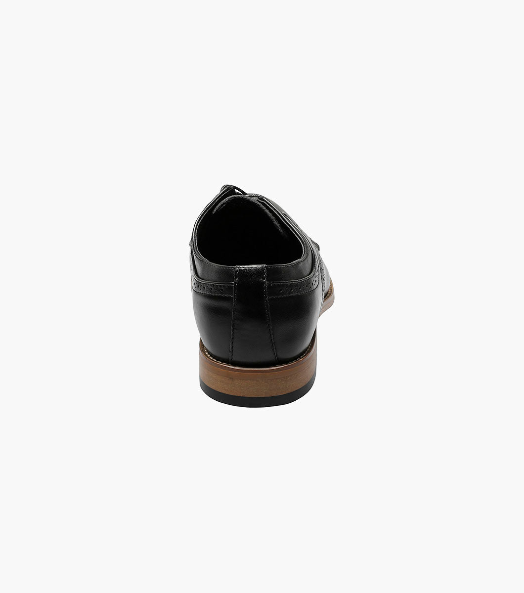 Stacy Adams Dickinson cap toe Oxford dress shoes in black, view 7