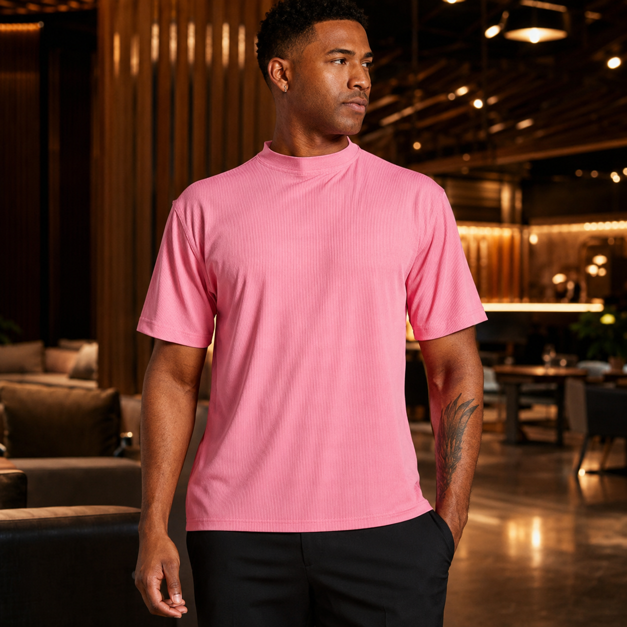 Men's summer pink ribbed regular fit crew neck T-shirt indoor lifestyle